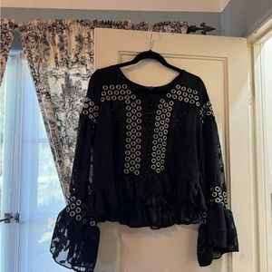 70s sleeves, sheer top